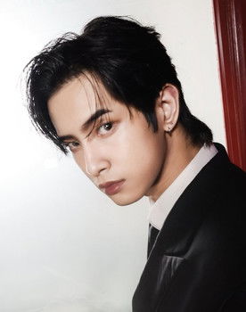 Kyler Chua as Self - Contestant