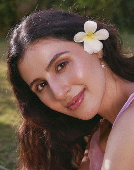 Simar Bhatia as Kiran Kochar