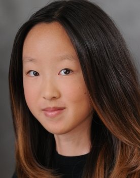 Sophie Kim as Amara