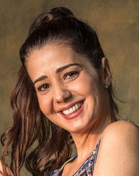 Cristiane Amorim as Josefine Fonseca (Zefinha)