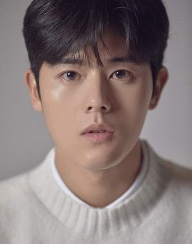 Kim Dong-jun as Go Young-min