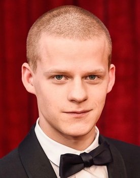 Lucas Hedges Photo