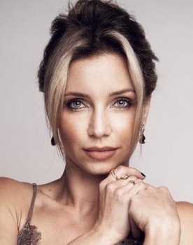 Luciana Abreu