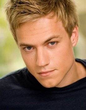 Dustin McKamie