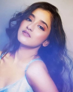 Ankhi ghosh