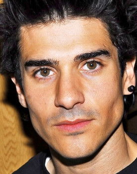 Dani Dutrera as Cliente Bar