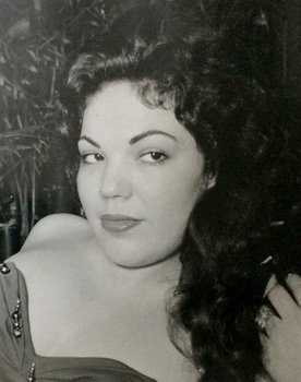 María Esquivel