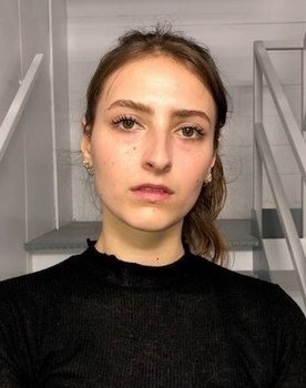 Anna Collins