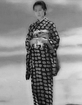 Toshiko Itô as Mrs. Mizutani