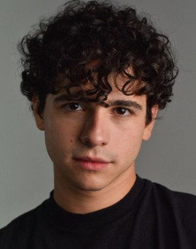 João Victor Gonçalves as 