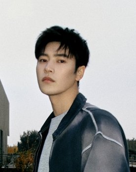 Liang Xuefeng as 
