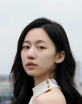 Arlena Chang as He Cai-wei