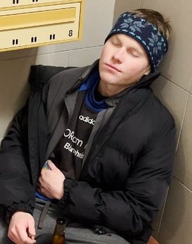 Marcel Jakacki as Budowlaniec