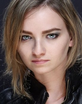 Lauren Jenna as Mariah
