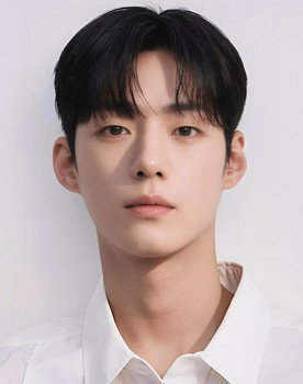 Kim Kang-jae as Son Hui-min