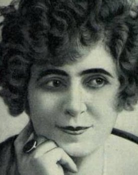 Renée Carl