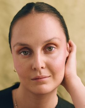 Veronique Perron as Corine Sauvé