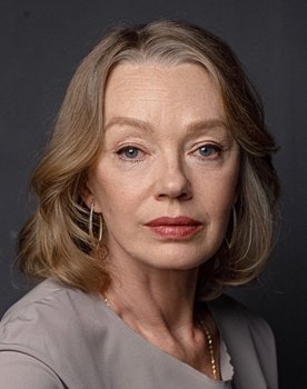 Елена Попова