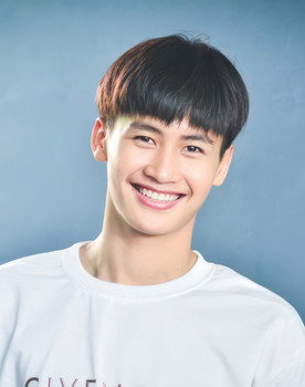 Yukhondet Patchim as Phetchiuha