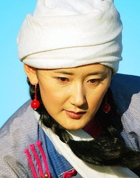 Tana Huari as 