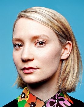 Mia Wasikowska