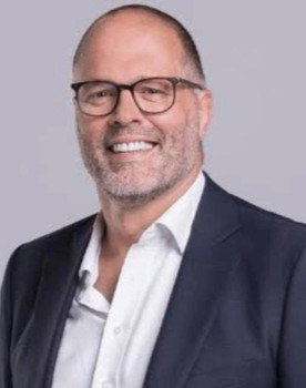 Martin Bayfield