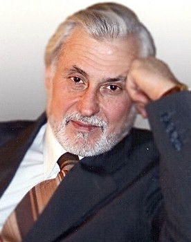 Yuriy Nikulin as врач скорой