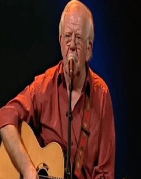 Paddy Reilly as Himself