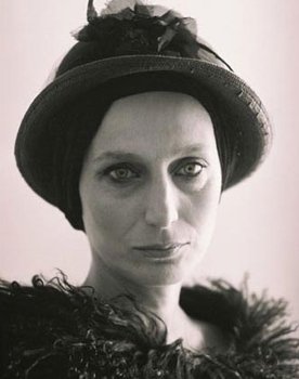 Darejan Kharshiladze as GODMOTHER
