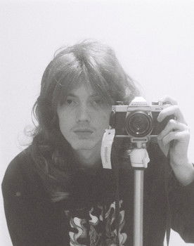 Val Paterson as Venus