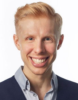 Sean Bates as Cardinal de Bernis