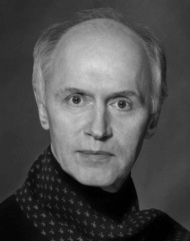 Boris Plotnikov as Alexis