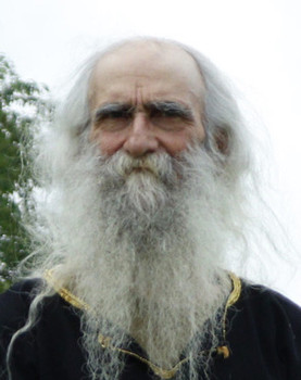 Nick Angelou as Bandit