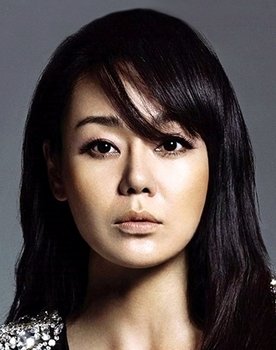 Yunjin Kim Photo
