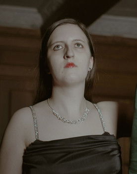 Gwen Bueche as Circe