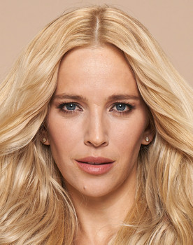 Luisana Lopilato as Pipa Pelari