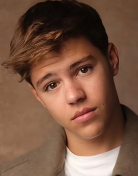 Eric Seijo as Chico Invisible