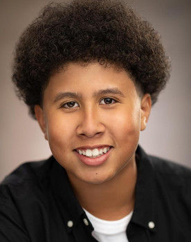 Casey Trotter as Cliff