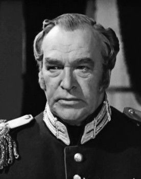 Aleksey Maksimov as Golubev