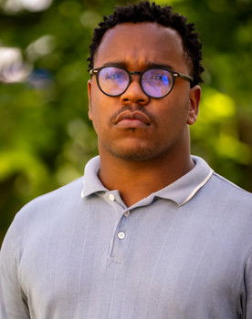 Sawyer Porter as Thomas