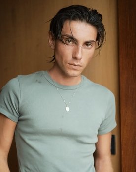 Aritz Kortabarria as 