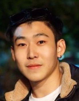 Art Peerapong Rungjirawat