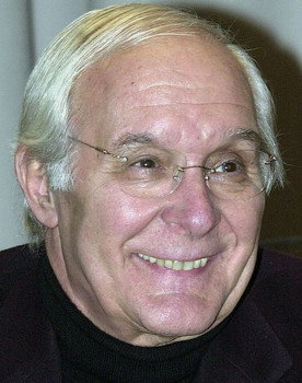 Baptista-Bastos as Self