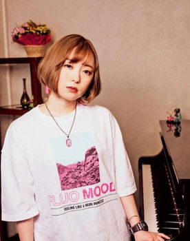 Rina Itou as Pearl (voice)