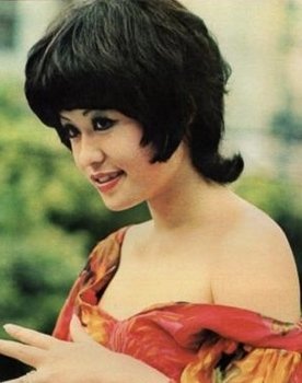 Hiroko Isayama as Sachiko(幸子)
