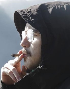 Alex Barragán as Mateo