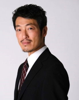 Makisuke Okamura as 