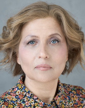 Ksenia Gezha as Vera