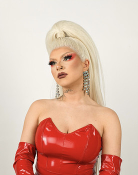 Kiki the Devil as Dancer