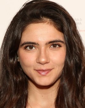 Arienne Mandi as Maddy